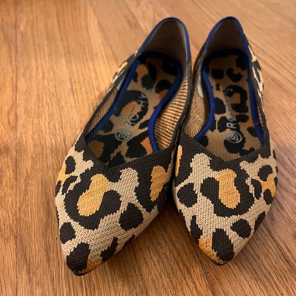 Rothy’s pointed flat. Size 7.5. Color: desert cat - Picture 2 of 4